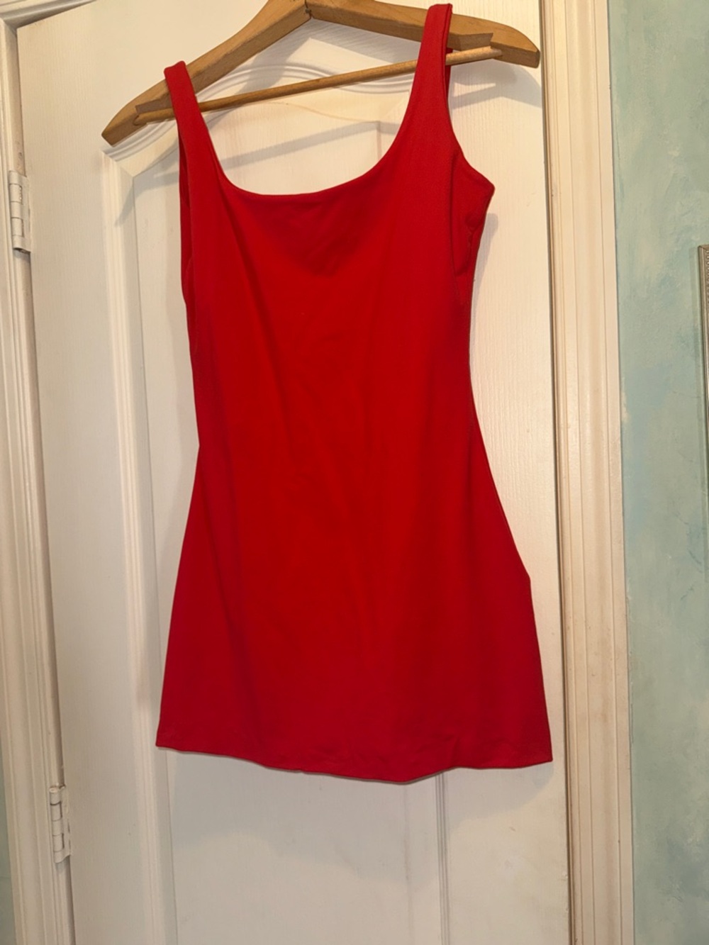 Susanna Monaco red backless fully lined dress size S stretchy!